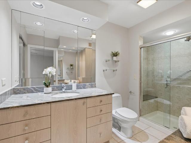 4568 Lindenwood Lane
