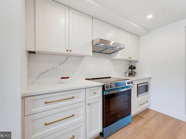 4560 Bogart Court