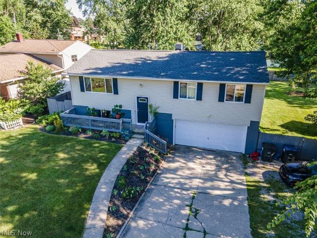 4560 Center Road
