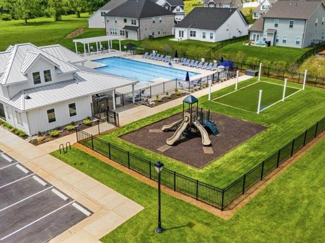 4562 Hanes Lake Drive