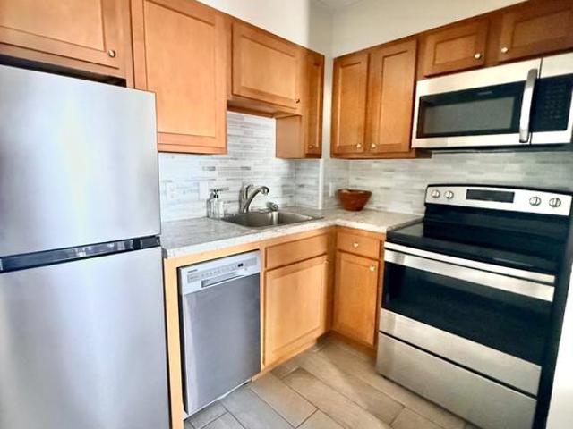 456 Beaver Avenue E # 301