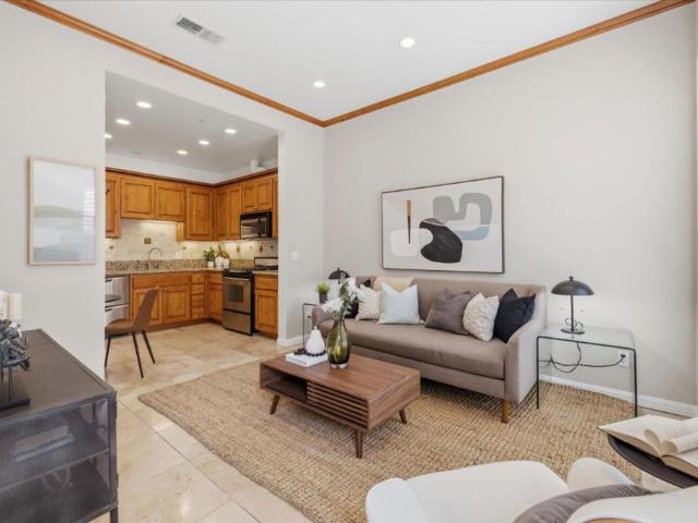 456 Gabilan Street 3