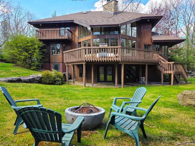 456 Old Sackett Road
