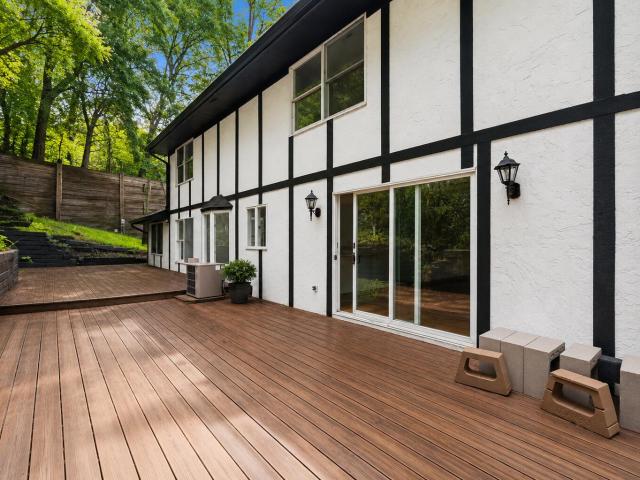 456 Roxbury Road
