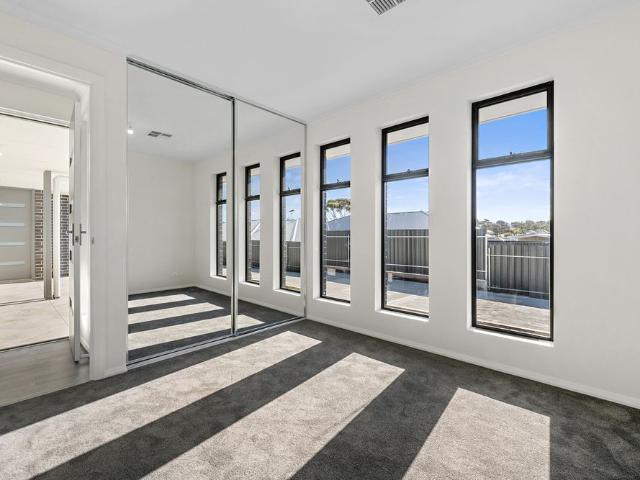 4/56 Walker Avenue