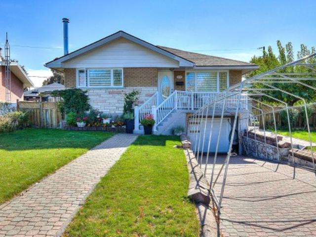 4576 Ch. Bélair, Laval Chomedey, QC, H7W 1Z6 house for sale | Listing ID 19504 | Royal LePage