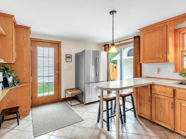 4576 Chapman Parkway