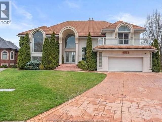 4572 Lake Grande Court, Windsor, ON, N9G 2R3 house for sale | Listing ID 26022 | Royal LePage