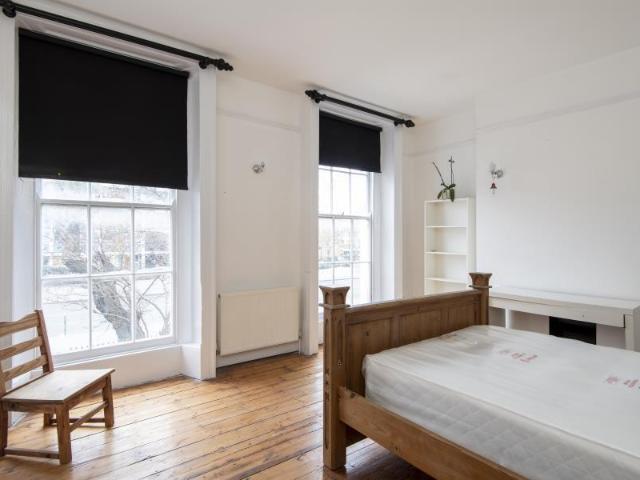 457 527 Mile End Road, London, E3 4ST, United Kingdom | 7 bed townhouse for rent #136169372 | Rentberry