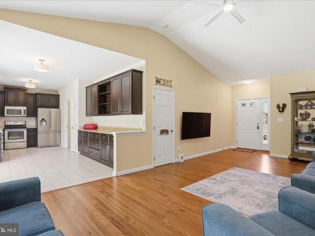 457 Ambassador Place