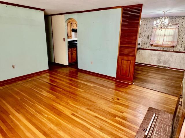 457 Amelon Rd
