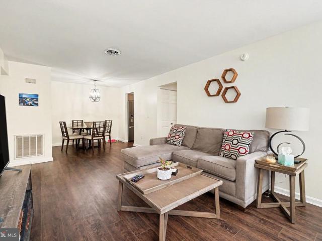 457 Delancey Court