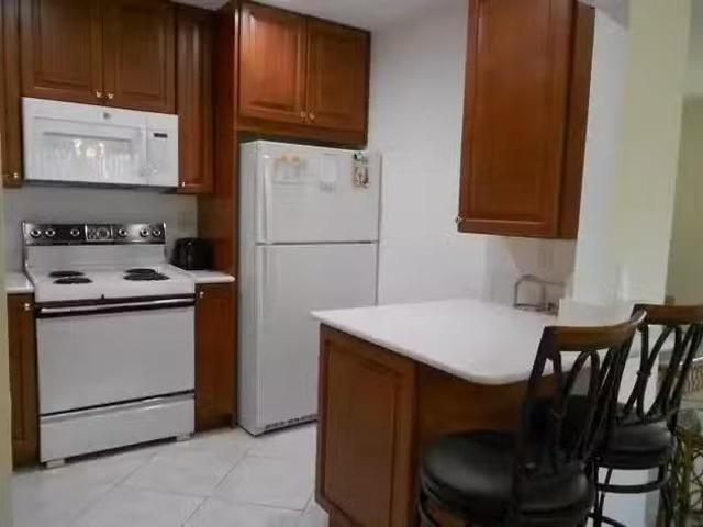 457 Flanders J #457, Delray Beach, FL MLS R11084313