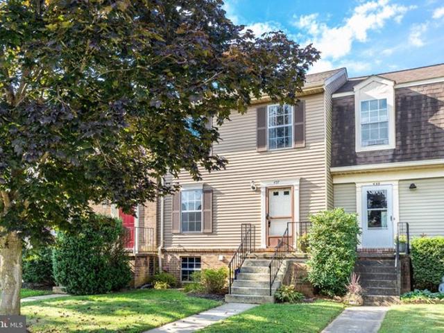 457 Logan Dr, Westminster, MD 21157