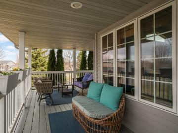 4588 Lasalle Avenue NE