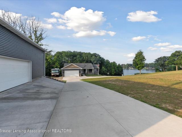 4581 Skyline Drive