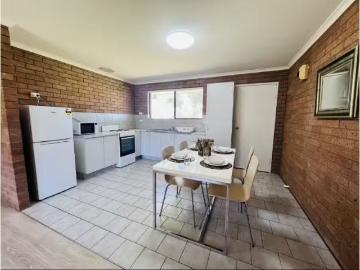 4/58 60 Forbes Road, Parkes Apartment for rent Listed by Hann.