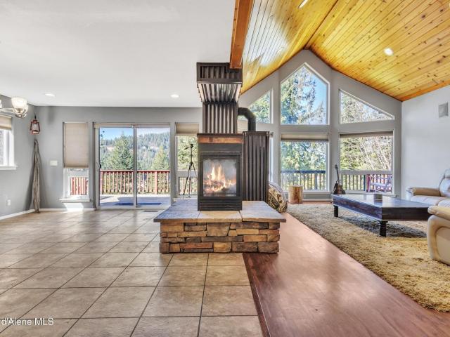 458 Kirby Mountain Rd, Hope, US, ID