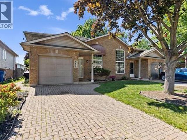 458 Merrill, Lasalle, ON, N9J 3N7 house for sale | Listing ID 26020 | Royal LePage