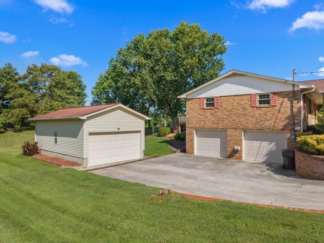 4590 Brockland Drive