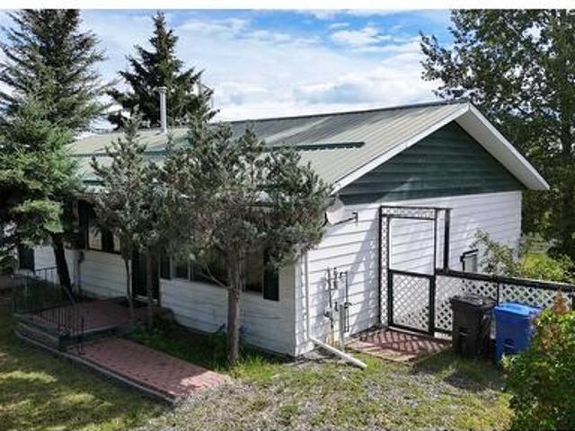 459 Evergreen Crescent, 100 Mile House, BC, V0K 2E0 house for sale | Listing ID R3145 | Royal LePage