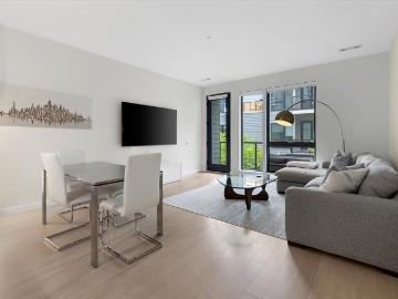 45 W 3rd St #314, Boston, US, MA
