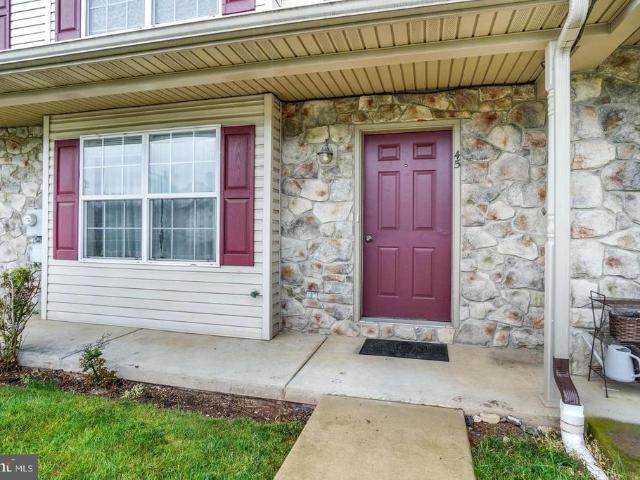 45 Yarrow Court # F045