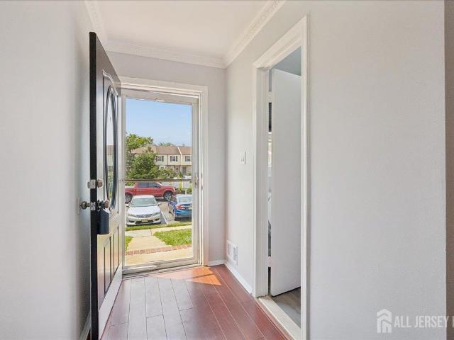 45 Astor Court
