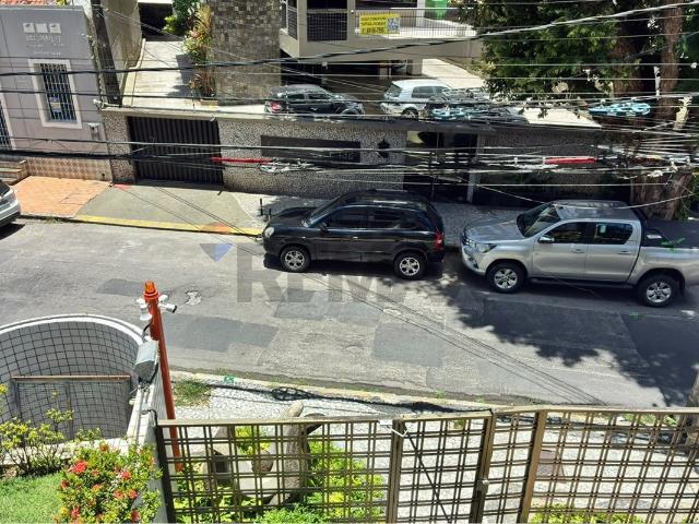 45 Área Útil Studio Alugar, 1 Dormitórios localizado em Rua Esmeraldino Bandeira, 125 Próx. a Casa dos Frios Graças, Recife, Pernambuco, 52011090 | Brasil