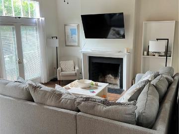 45 Ayrault Street Unit C2, Newport, US, RI