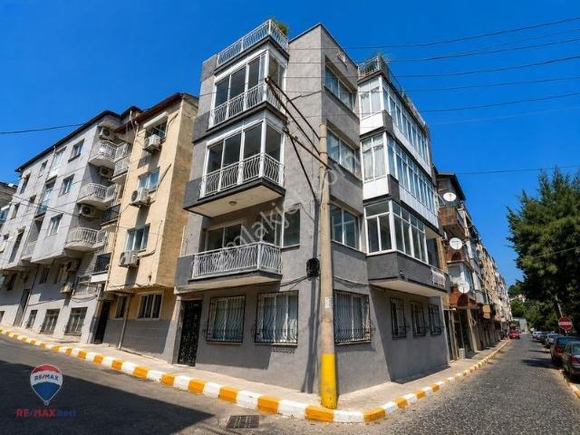 45 Balçova Çetin Emeç Cephesi Açık 3+1 Kiralık Daire