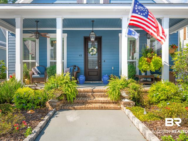 45 Bay Pointe Ct