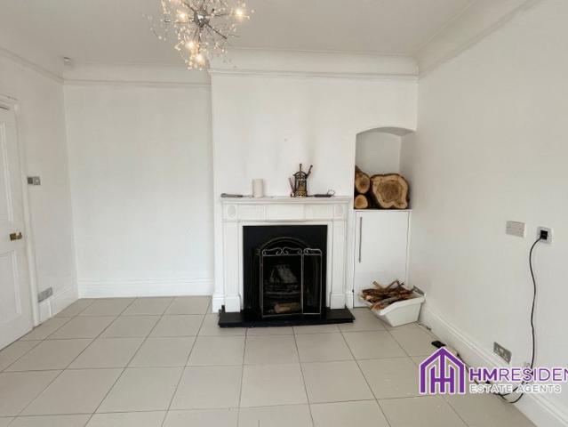 4/5 bedroom Semi Detached for rent on Wingrove Road, Fenham, Newcastle upon Tyne, NE4 9BU £1995.00 pcm From 01/10/2026