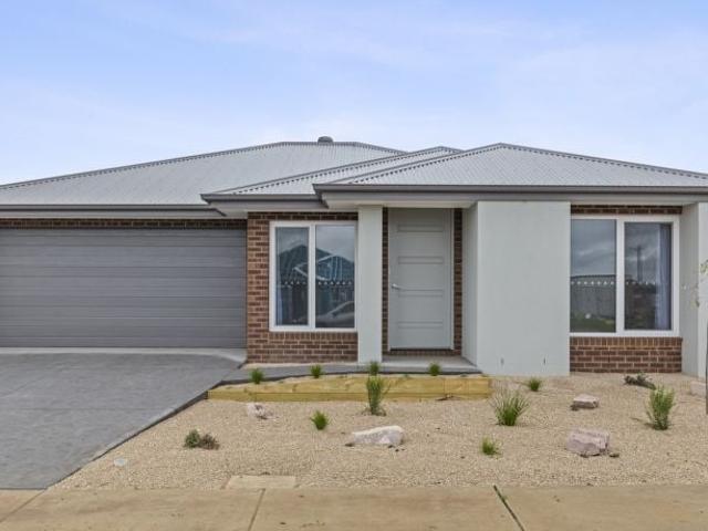 45 Berkeley Drive, Armstrong Creek