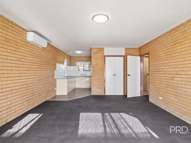 4/5 Borneo Place, ASHMONT Apartment for rent Listed by Simone.