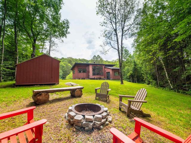 45 Bluebrook Rd, West Dover, VT 05356 | MLS #5051