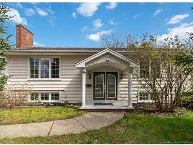 45 Coventry Cres, Moncton, NB, E1C 8G5 house for sale | Listing ID NB139270 | Royal LePage