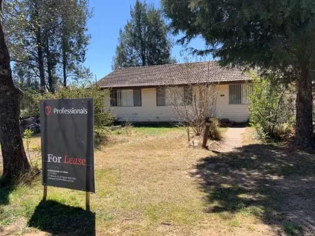 45 Claude Street, Armidale House for rent Listed by Property.
