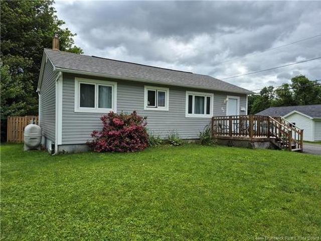 45 Clearview Ave, Nashwaaksis, NB, E3A 1J9 house for sale | Listing ID NB142437 | Royal LePage