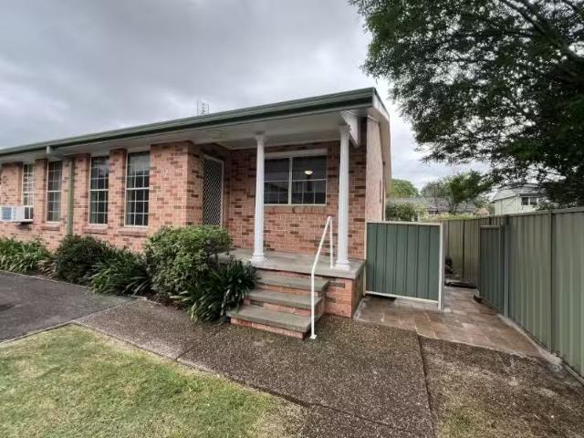 4/5 Curtis Street, SINGLETON Apartment for rent Listed by For.