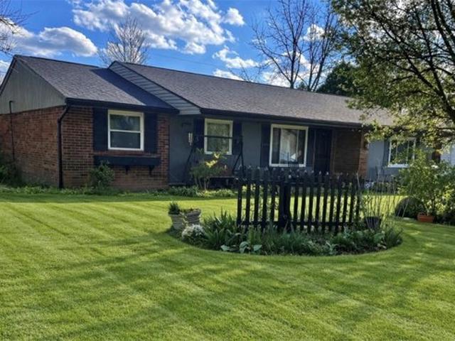 45 Elm Rd, Medway, OH 45341