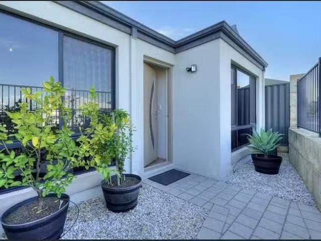 45 Featherflower Avenue, Dayton, WA 6055