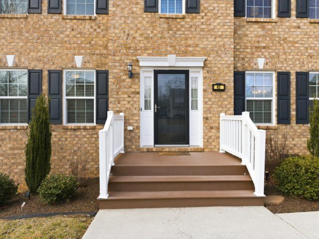 45 Garnett Court