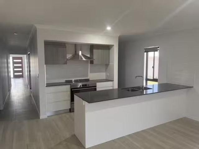 45 Lilly Pilly Drive, Burrum Heads, QLD 4659