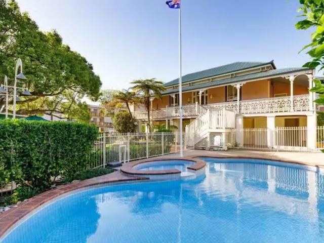45 Lisson Grove, Wooloowin, QLD 4030 House for Rent