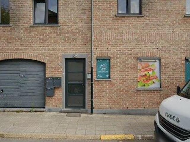 45 m2 apartment for rent in Court Saint Étienne