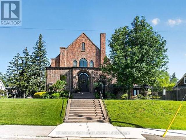 45 Mcmurray Street, Bracebridge, ON, P1L 2A1 house for sale | Listing ID X13518 | Royal LePage