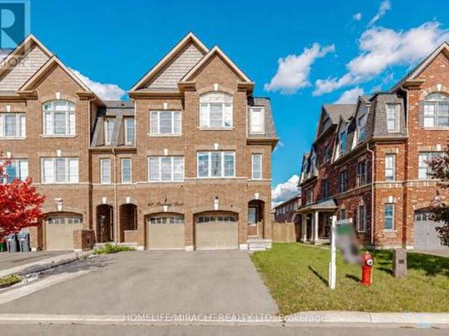 45 Padbury Trail, Brampton, ON, L7A 4V2 house for sale | Listing ID W13880 | Royal LePage