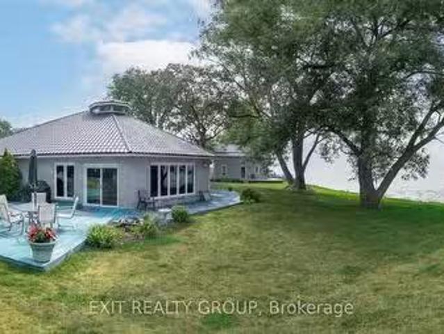 45 Peats Point Lane, Prince Edward County Ameliasburg Ward.
