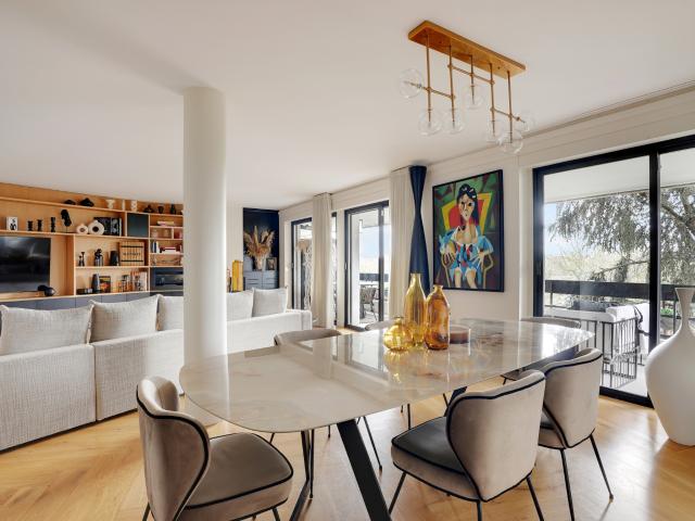4/5 PIECES AVEC BALCON TERRASSE ET POSS PARKING EN SUS
